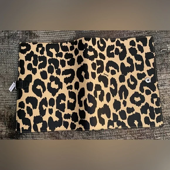 Coach Leopard print Notebook. - Picture 7 of 11